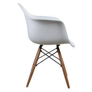 polythrona me xylina podia kathisma leyk 3